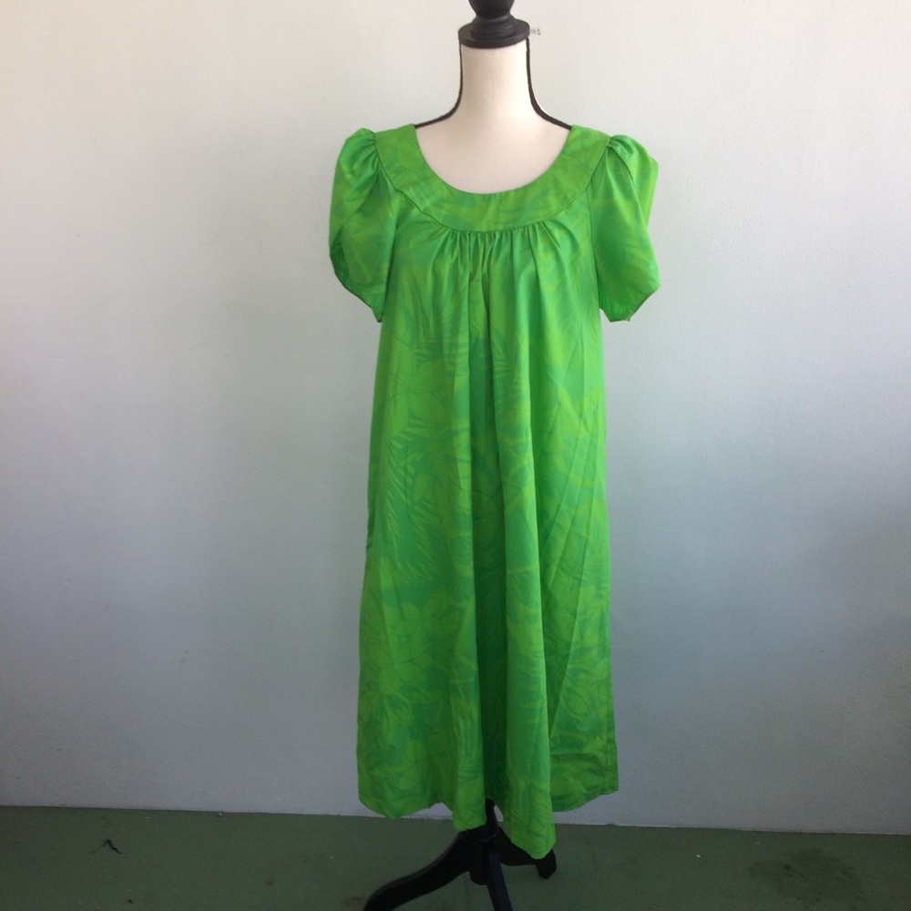 Vintage Authentic Hawaiian Muumuu